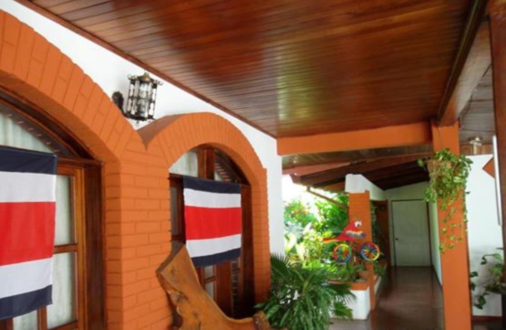 Hotel Jackie'S House Puntarenas Exterior foto