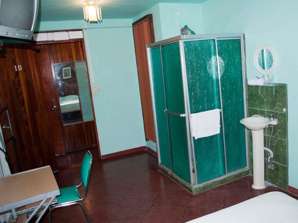 Hotel Jackie'S House Puntarenas Habitación foto
